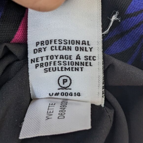 Diane von Furstenberg Dress Size XS Extra Small 2 Floral Print Keyhole Neck - Picture 7 of 7